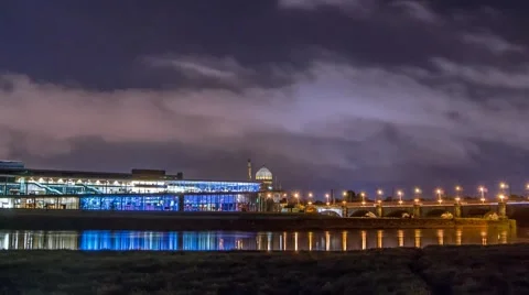 Yenidze Dresden Hyperlapse at night Vídeos de archivo 61387779