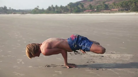 Yoga on the beach Video stock 56175135