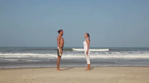 Yoga on the beach Video stock 56178800