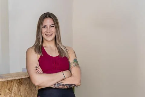 Yoga instructor waiting to start a class with the students Foto stock