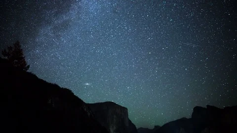 Yosemite National Park Milky Way Time Lapse at Tunnel View Tilt Up Stock Footage