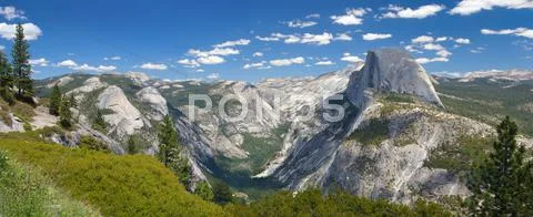 Yosemite Valley final.jpg Stock Photos