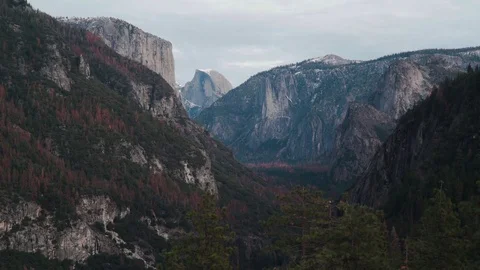 Yosemite Valley 動画素材 71104085