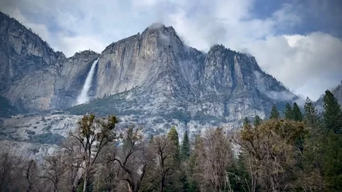 Yosemite Waterfall Video stock 220245047