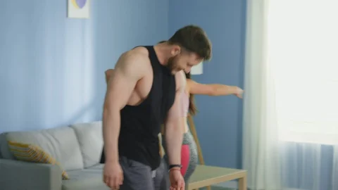 Young Active Couple Has Fun During Morning Workout Vídeos de archivo 129972219