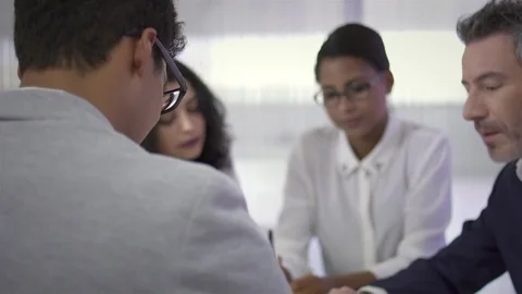 Young and dynamic business team, modern office Vídeo Stock 83340442