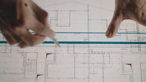 Young Architect Draws A Drawing By Paper. Close-up. Vídeos de archivo 113111935