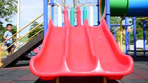 Young asian boy at out door playground Vídeos de archivo 79008317