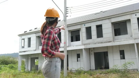 Young asian with foreman engineering Stock-Footage 140745733