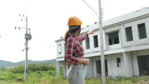 Young asian with foreman engineering Stock Footage 140835791