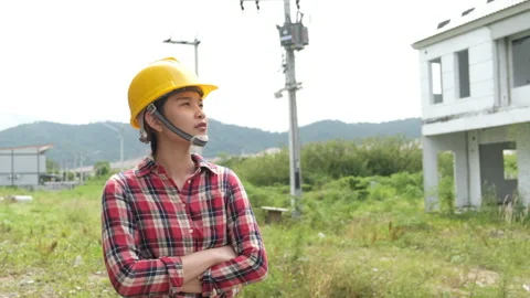 Young asian with foreman engineering Stock-Footage 140835838
