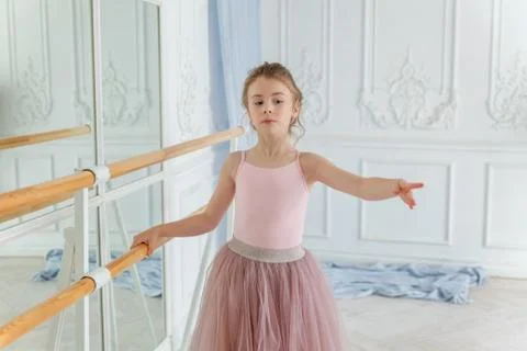 Young ballet dancer in dance class Foto stock