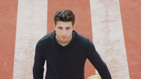 Young basketball player Stock-Footage 100030074