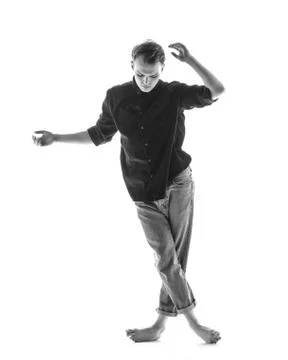 Young beautiful dancer is posing in studio Stock-Fotos