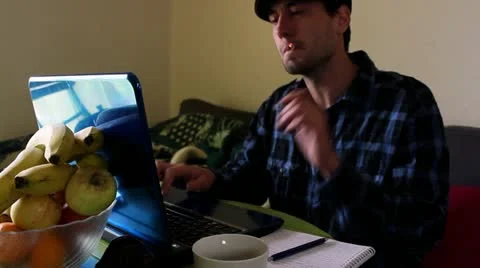 Young blogger Video stock 22197378