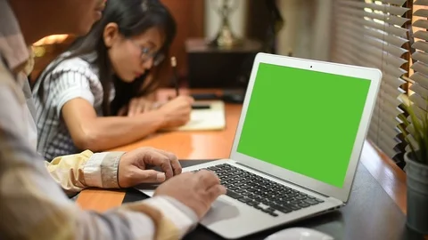 Young business start up, Stock Footage 100047178