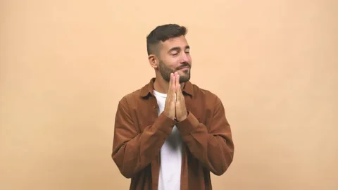 Young caucasian handsome man devising a plan, pursuing goals and objectives, Stock Footage 138666890
