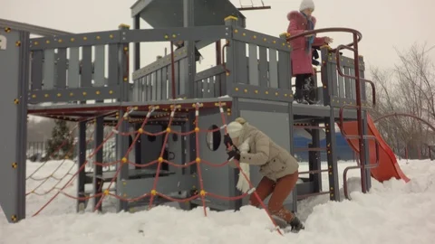 Young children having fun. 库存影片 87544178