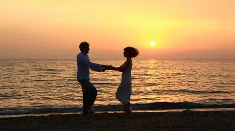 Young Couple On Beach Video stock 22328371