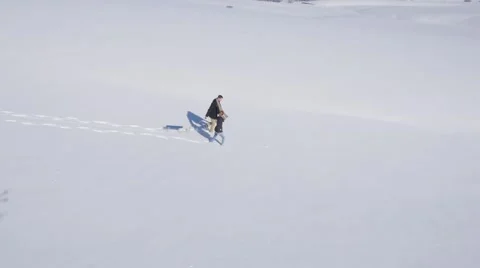 Young couple enjoy on the snow 스톡 동영상 58744072