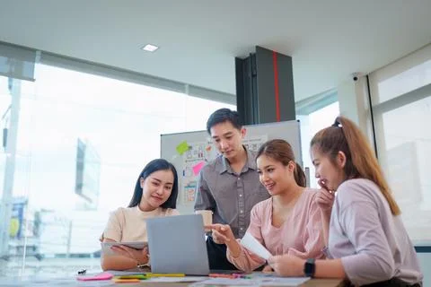 Young developer and ui designer brainstorming interface wireframe design 스톡 사진