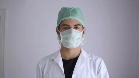 Young doctor Vídeo Stock 127894977