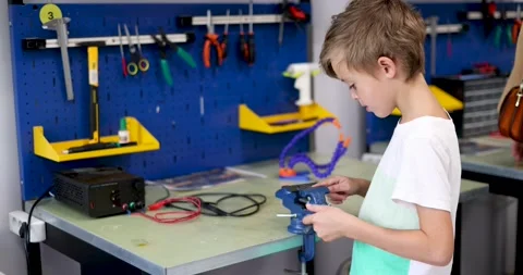 Young engineer concentrating on assembling electronic device Stock-Footage 294687252
