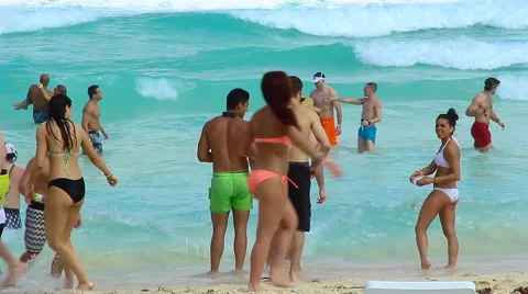 Young enjoying the beach in Spring Break Stock Footage 47755238