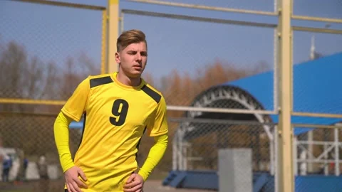 Young European Looking Man Is Doing Professional Pre-Match Dynamic Warm Up. Video stock 152082410