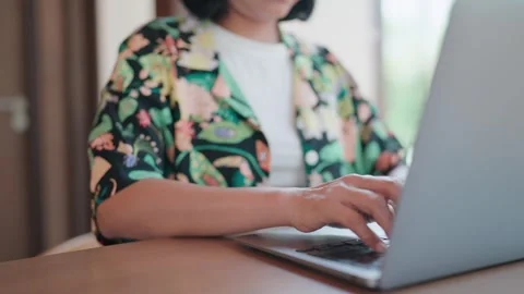 Young female article writer is creating her story. Dressed up, stylish, sitting  Video stock 273134679