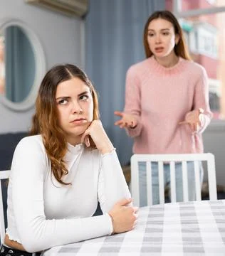 Young female couple having problems in relationship Stock-Fotos