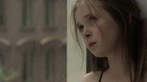 Young girl crying Stock Footage 40500331
