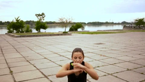 Young girl performs Video stock 110841998