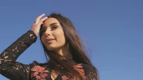 Young Girl Posing 스톡 동영상 145994302