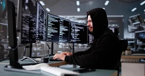 The Young Hispanic Hacker Man Is Frustrated 스톡 사진