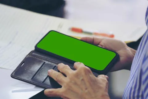 Young Influencer millennial Using Social Media on Smartphone, Like, Follower, Foto stock