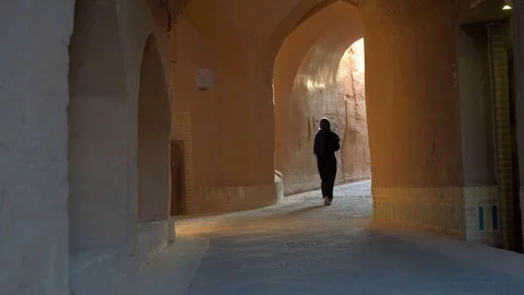 Young Iranian walks on streets Video stock 79198041