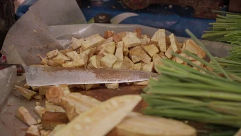 Young Jackfruit Being Chopped at Traditional Market Видео 343695278