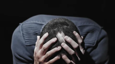 Young man getting bald, close up Stockbeeldmateriaal 107946016