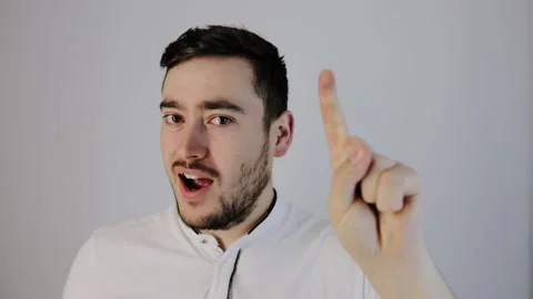 Young man hand counting from 0 to 5 Stock Footage 132780345