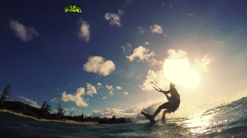 Young Man Kitesurfing in Ocean Vidéo 52045672