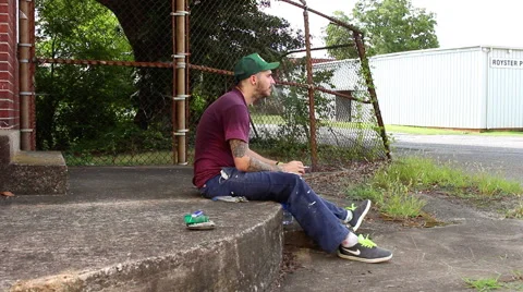 Young man tattoo smoking Vídeo Stock 54100284