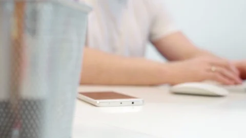 Young man typing 動画素材 96491707