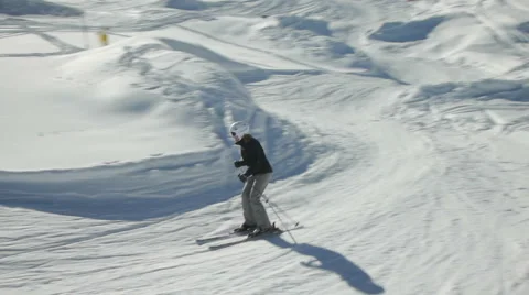 Young Mother on ski cross Vidéo 45042003