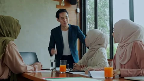 Young muslim teamwork meeting with successful Stock Footage 148088853