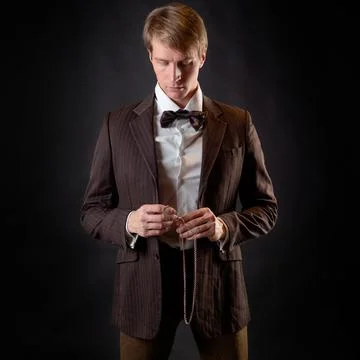 A young, solid man in the image of a Victorian scientist, Foto stock