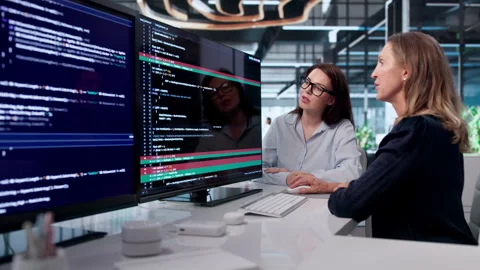 Young Woman Developer Uses Software Tool Vídeo Stock 341007645