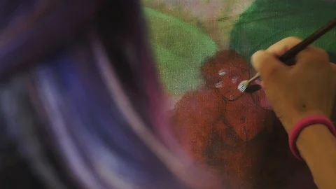 Young woman painter 動画素材 87043009