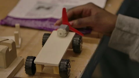 Young woman in stem class learning engineering Stock Footage 283834973