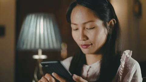Young woman using smartphone. Stock Footage 99736844